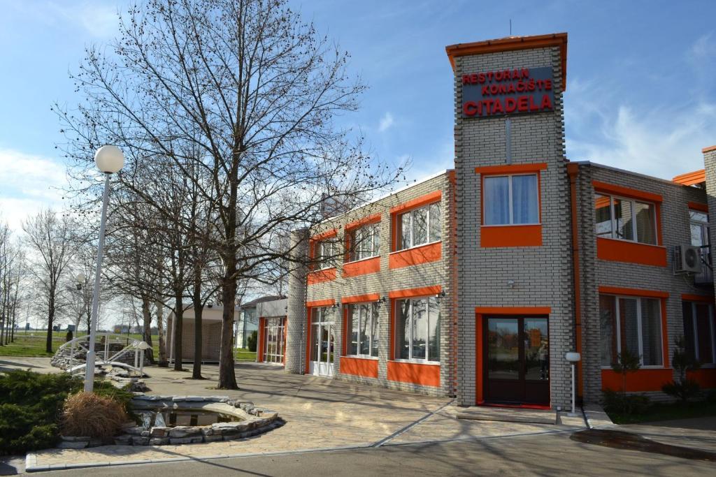 Motel Citadela 023 Zrenjanin Zewnętrze zdjęcie